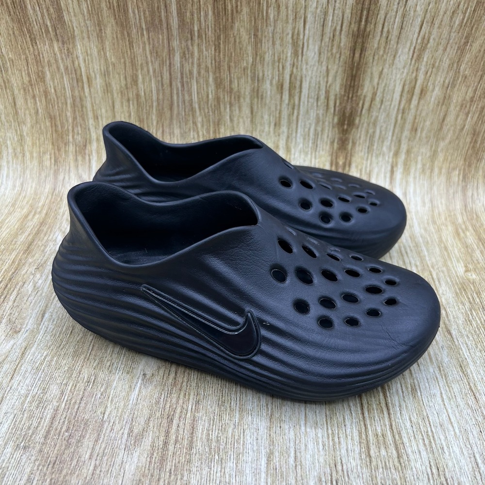 Nike ReactX Rejuven8 Kid's Size 4Y Triple Black Slip On Perforated Shoes